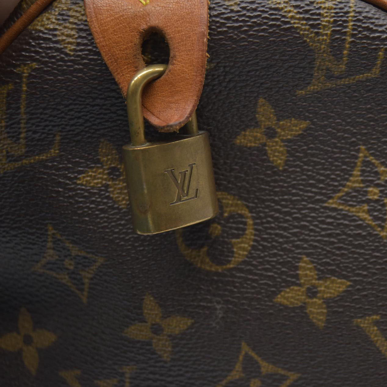 $1700 Louis Vuitton Monogram Speedy 35 TH0034