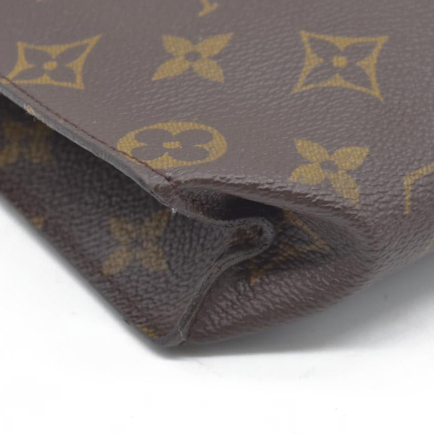 Louis Vuitton Monogram Poche Toilette 26 Cosmetics Pouch Purse  TH01914