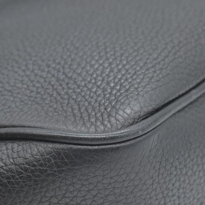 $1490 Gucci Pebbled Calfskin Small Soho Disco Bag Black