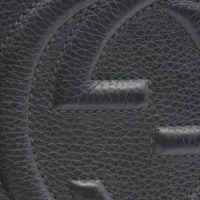 $1490 Gucci Pebbled Calfskin Small Soho Disco Bag Black