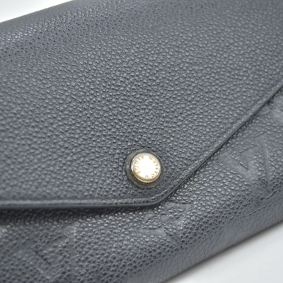 $1060 2016 Louis Vuitton Empreinte Sarah Wallet NM Black CA2116