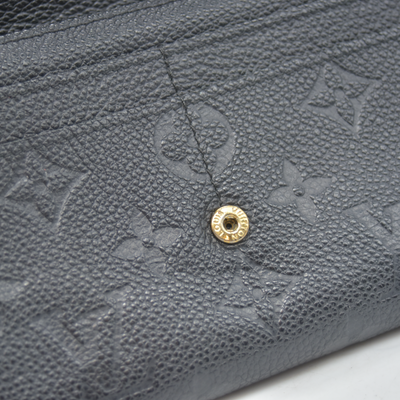 $1060 2016 Louis Vuitton Empreinte Sarah Wallet NM Black CA2116