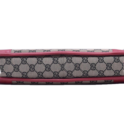 $650 Gucci Vintage GG Canvas Shoulder Bag CONSIGNMENT 10021000