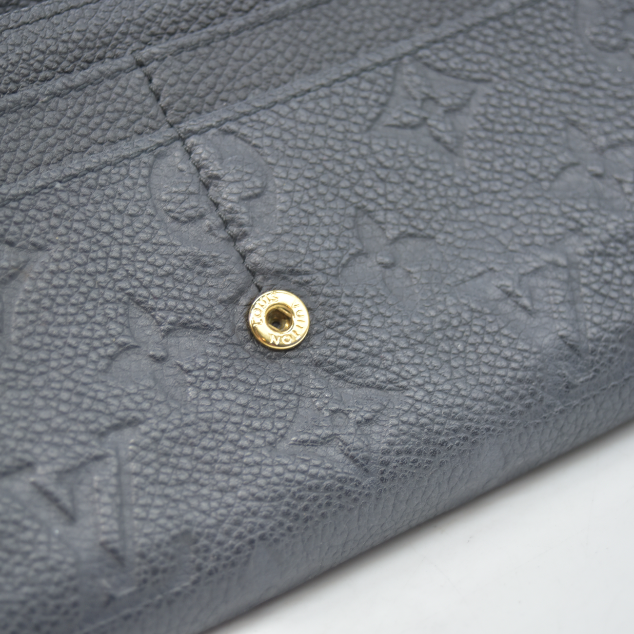 $1060 2015 Louis Vuitton Empreinte Sarah Wallet NM Black CA2115