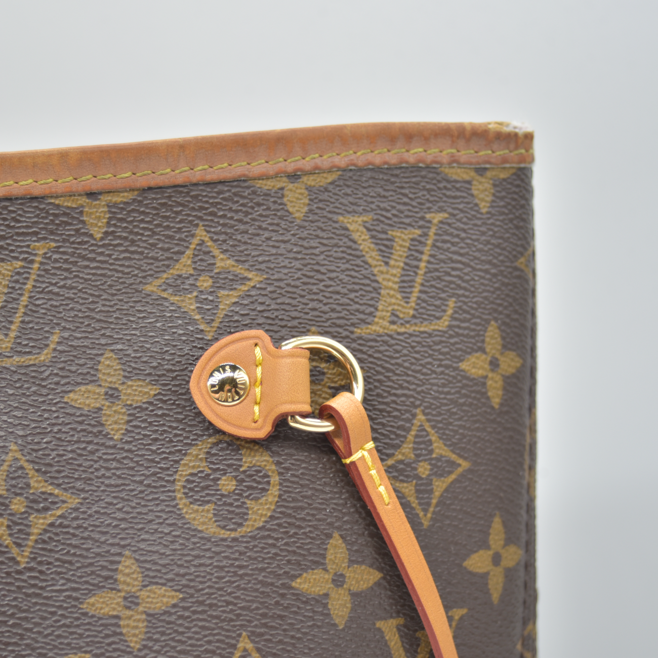 $2240 2018 Louis Vuitton Monogram Neo Neverfull Fuchsia CA4148