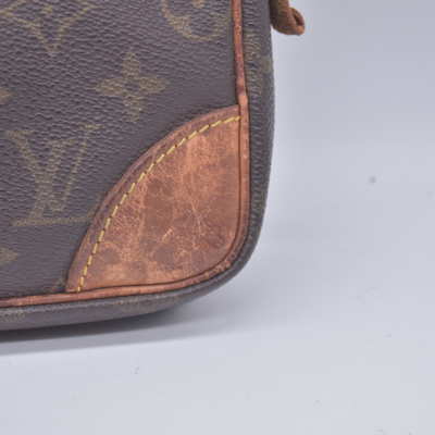 $650 1992 Louis Vuitton Monogram Pochette Marly Dragonne 26 SL0942 10021068