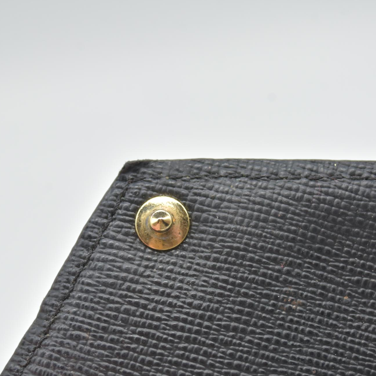 $675 Louis Vuitton  Monogram Recto Verso Card Holder Black RFID Missing Chain