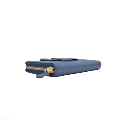 $695 PRADA Saffiano Bow Wallet Blue CONSIGNMENT