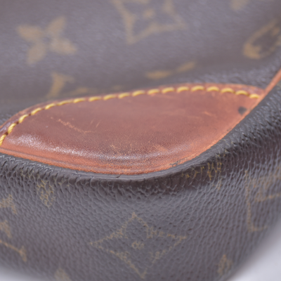 $650 2002 Louis Vuitton Monogram Pochette Marly Dragonne 26 SL0042 10021069
