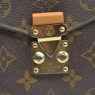$2750 Louis Vuitton  Monogram Pochette Metis SR1137