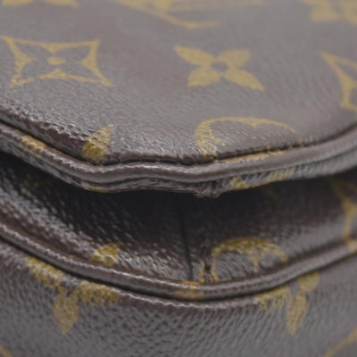 $2750 Louis Vuitton  Monogram Pochette Metis SR1137