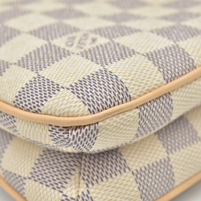 $1890 Louis Vuitton Damier Azur Liv Pochette