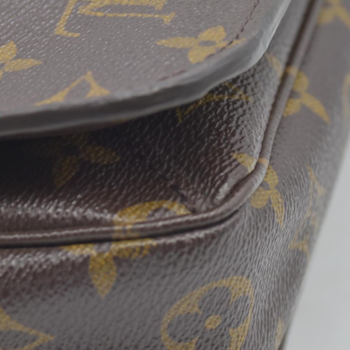 $2750 Louis Vuitton  Monogram Pochette Metis SR1137