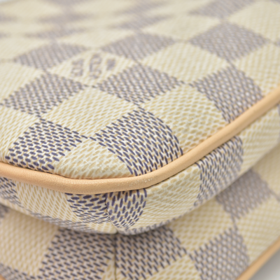 $1890 Louis Vuitton Damier Azur Liv Pochette