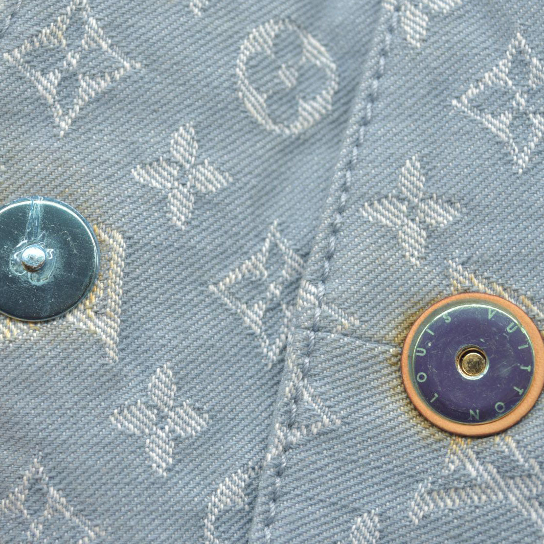 $2000 Louis Vuitton Denim Daily GM Blue Clair