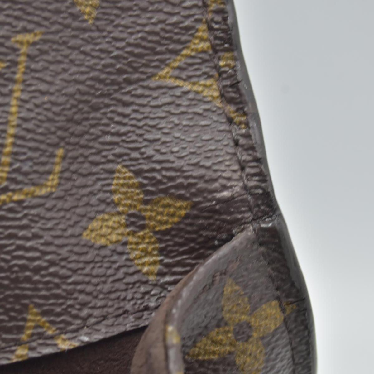 $2750 Louis Vuitton  Monogram Pochette Metis SR1137