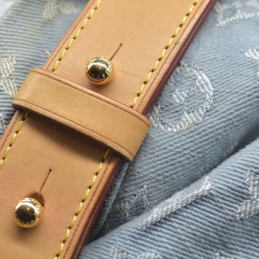 $2000 Louis Vuitton Denim Daily GM Blue Clair