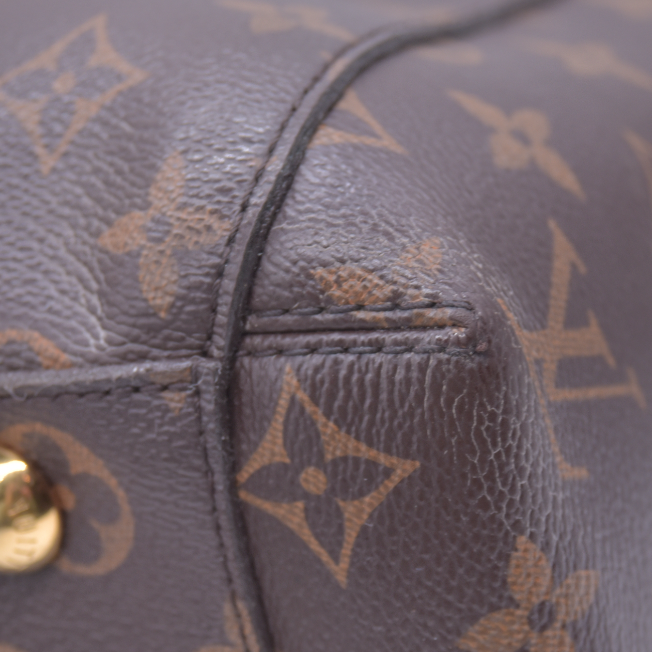 $2910 2015 Louis Vuitton Monogram Montaigne MM CA3115