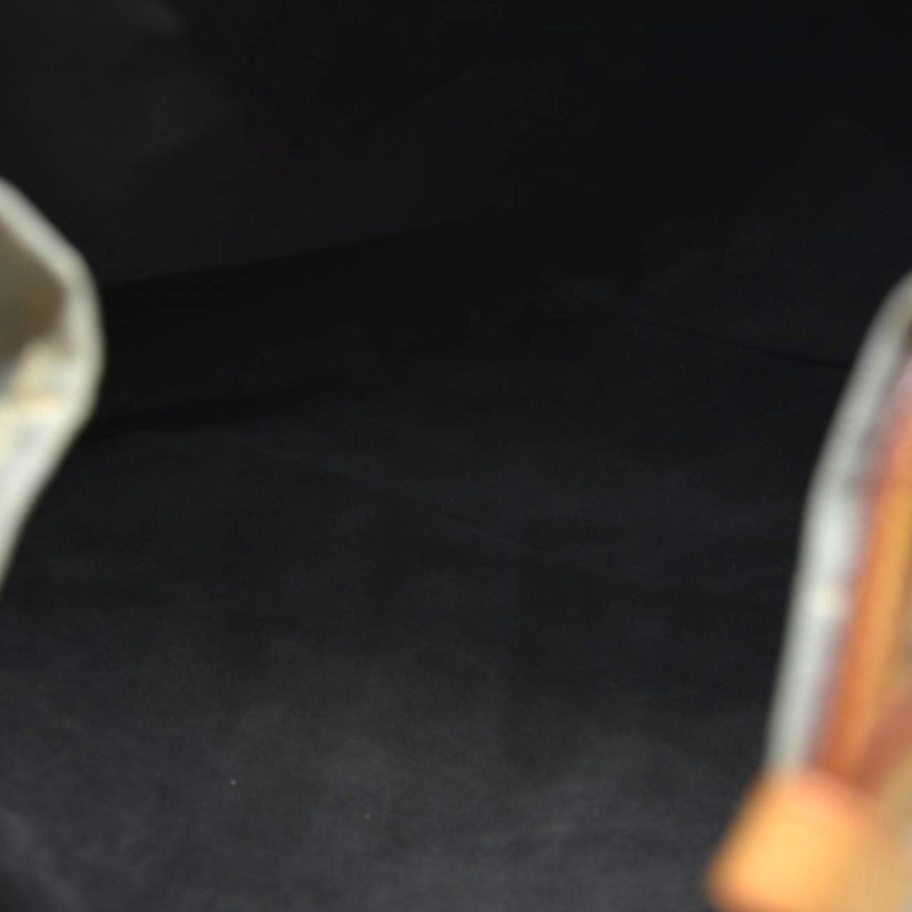 $2000 Louis Vuitton Denim Daily GM Blue Clair