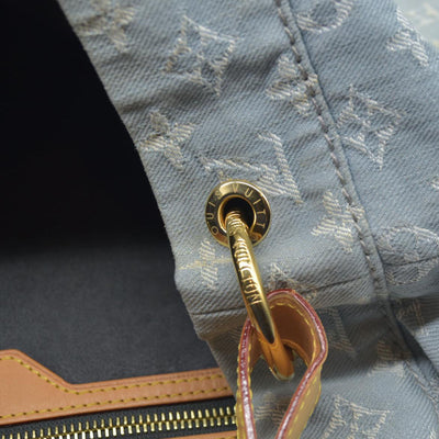 $2000 Louis Vuitton Denim Daily GM Blue Clair