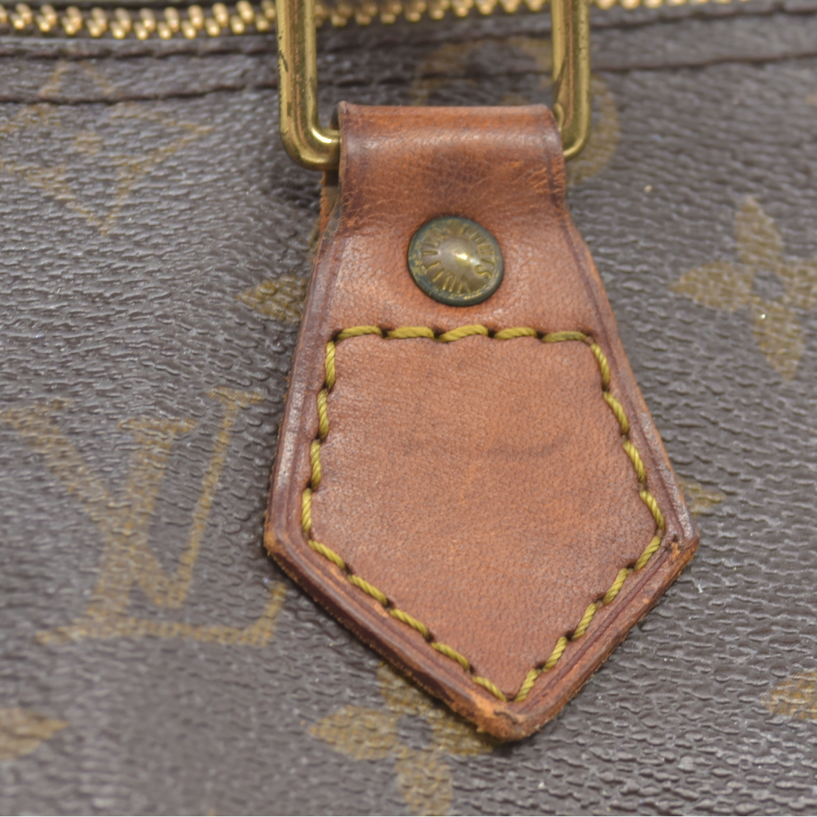 $1490 1994 Louis Vuitton Monogram Speedy 25 SP0924