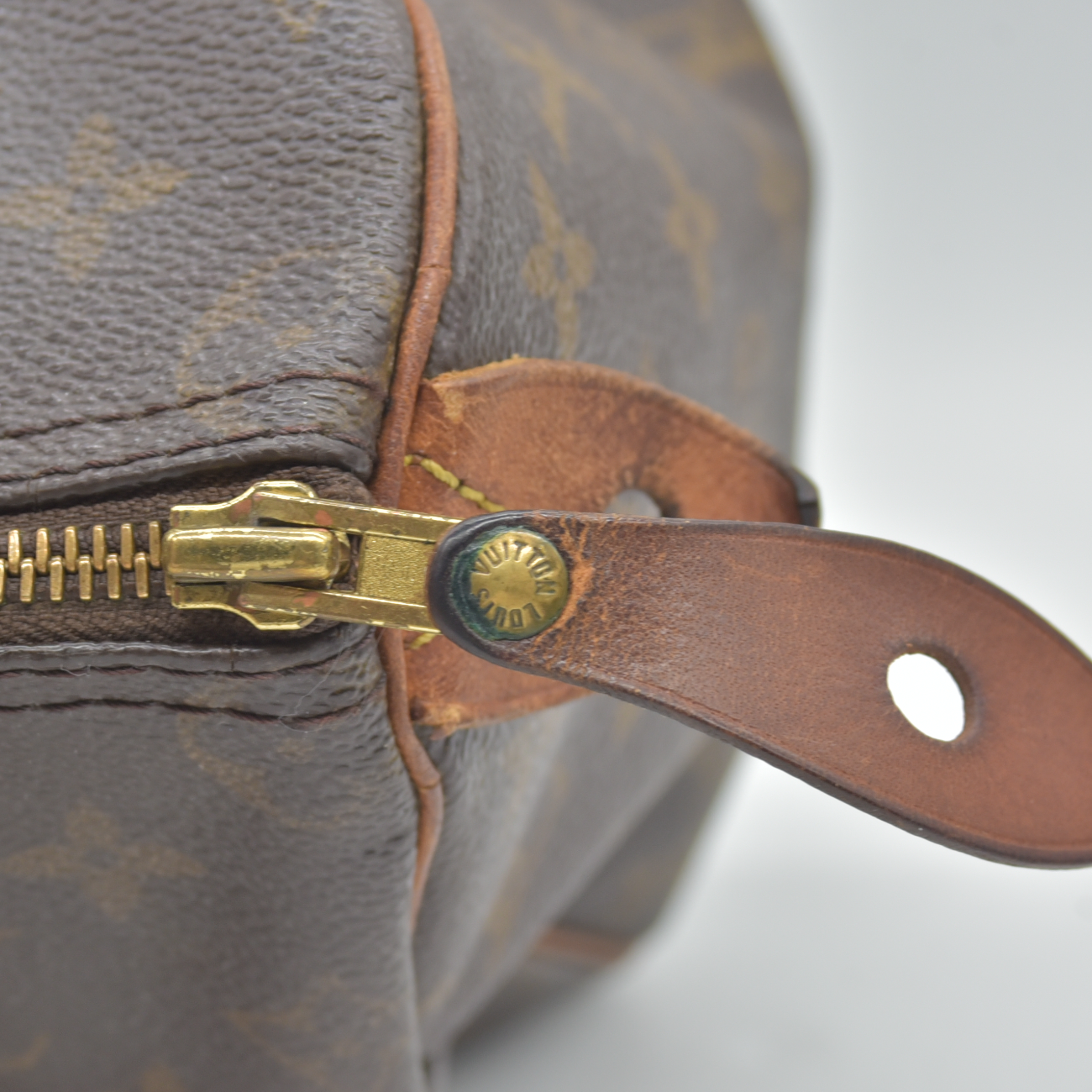 $1490 1994 Louis Vuitton Monogram Speedy 25 SP0924