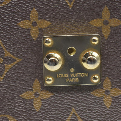 $2750 Louis Vuitton  Monogram Pochette Metis DU1139
