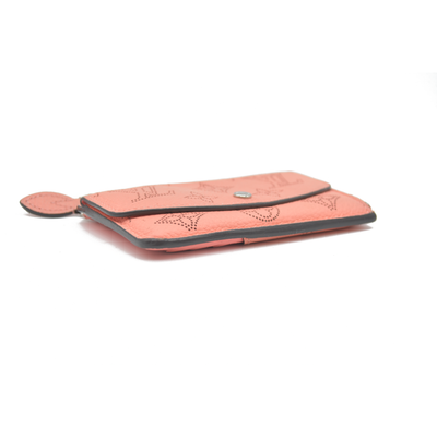 AUCTION $870 Louis Vuitton Mahina Recto Verso Card Holder Coral Leather