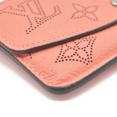 AUCTION $870 Louis Vuitton Mahina Recto Verso Card Holder Coral Leather