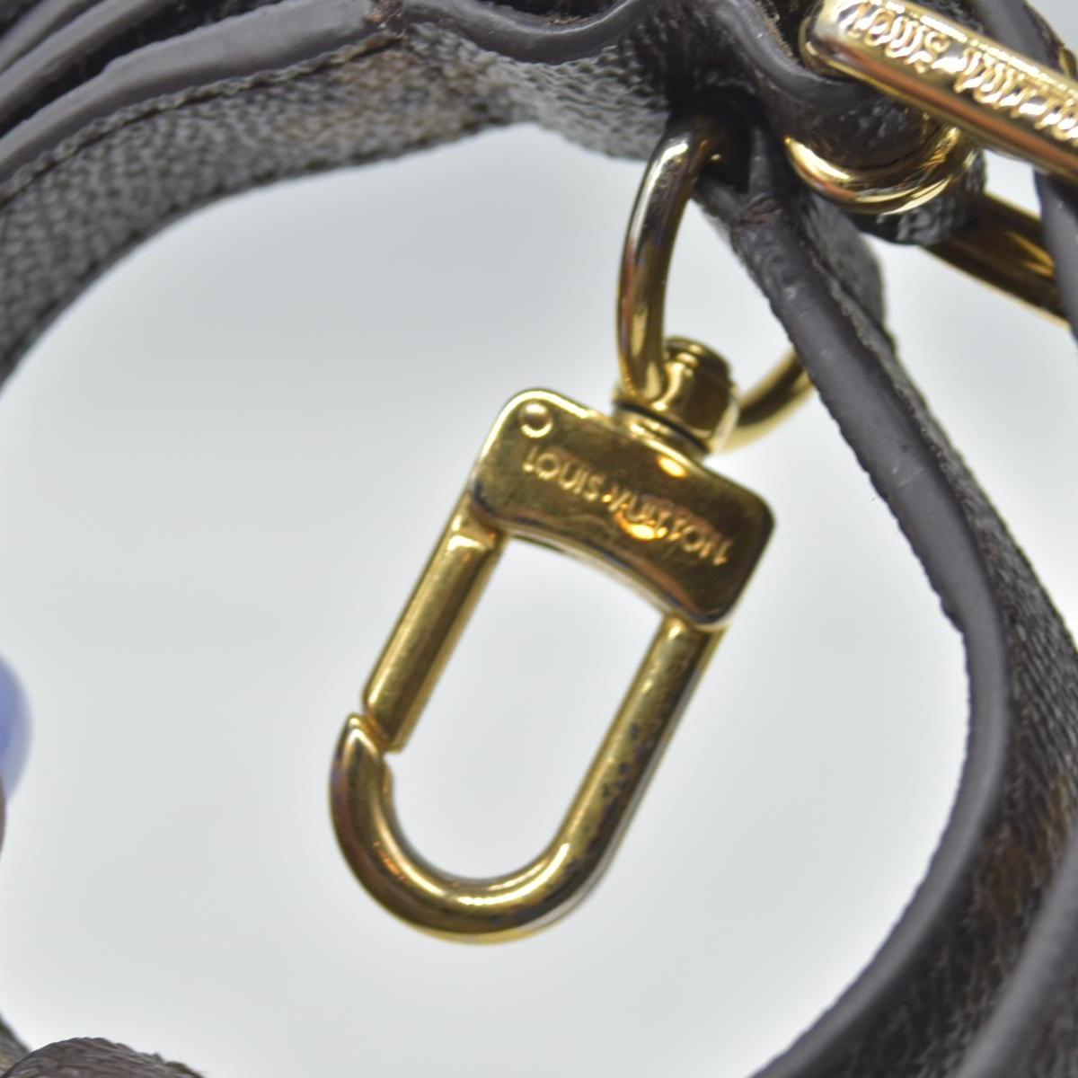 $2750 Louis Vuitton  Monogram Pochette Metis DU1139