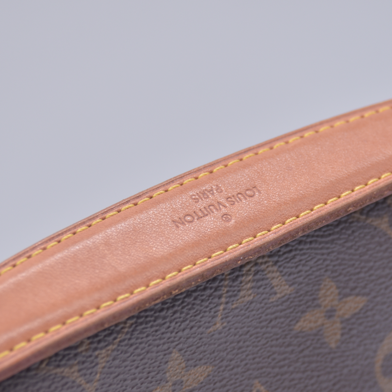 $2840 2019 Louis Vuitton Monogram Pochette Metis Shoulder Bag PL3199