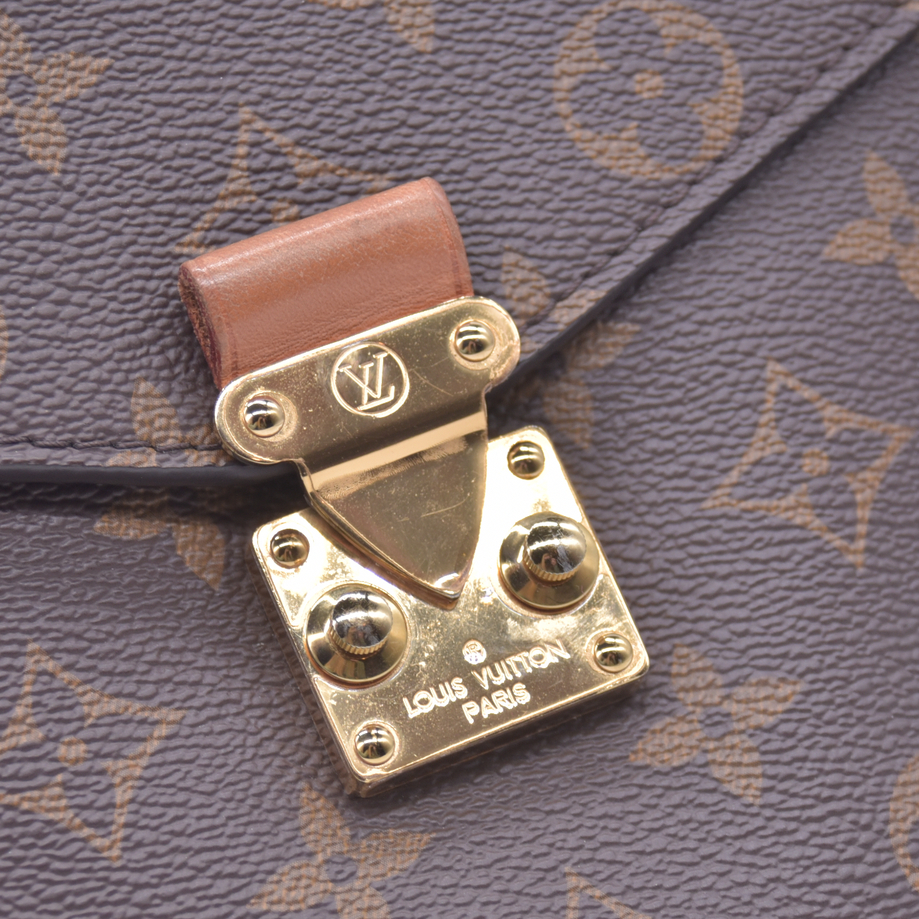 $2840 2019 Louis Vuitton Monogram Pochette Metis Shoulder Bag PL3199