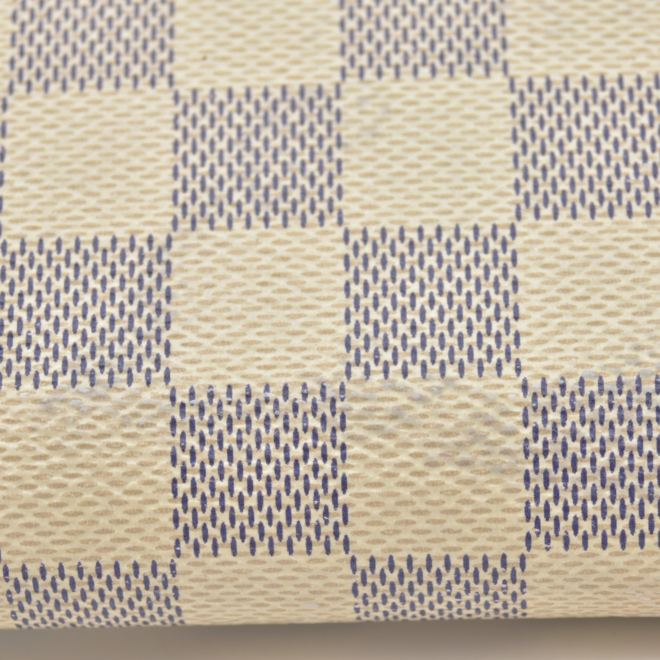 $915 2019 Louis Vuitton Damier Azur Zippy Wallet Rose Ballerine SD0159