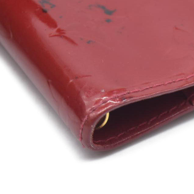 $465 Louis Vuitton  Vernis Small Ring Agenda Cover Pomme D'Amour