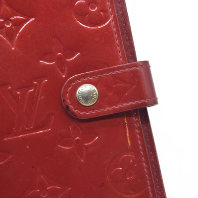 $465 Louis Vuitton  Vernis Small Ring Agenda Cover Pomme D'Amour