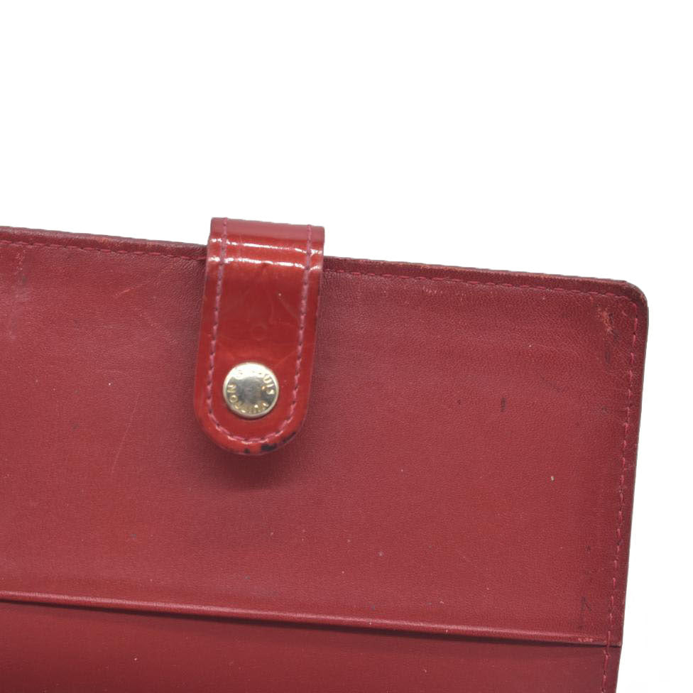 $465 Louis Vuitton  Vernis Small Ring Agenda Cover Pomme D'Amour