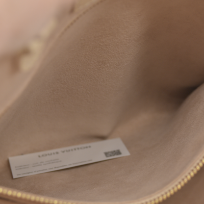 $3500 Louis Vuitton Rose Trianon/Creme Monogram Giant Empreinte Leather Onthego MM Bag