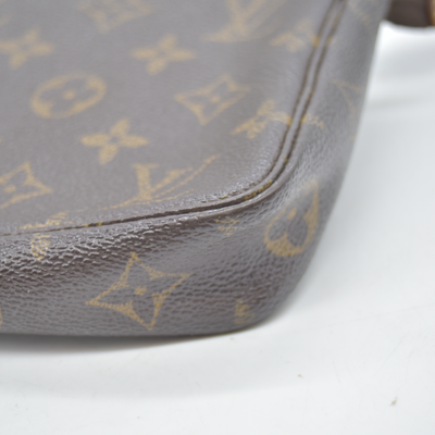 $1290 2002 Louis Vuitton Monogram Pochette Accessories AR1012