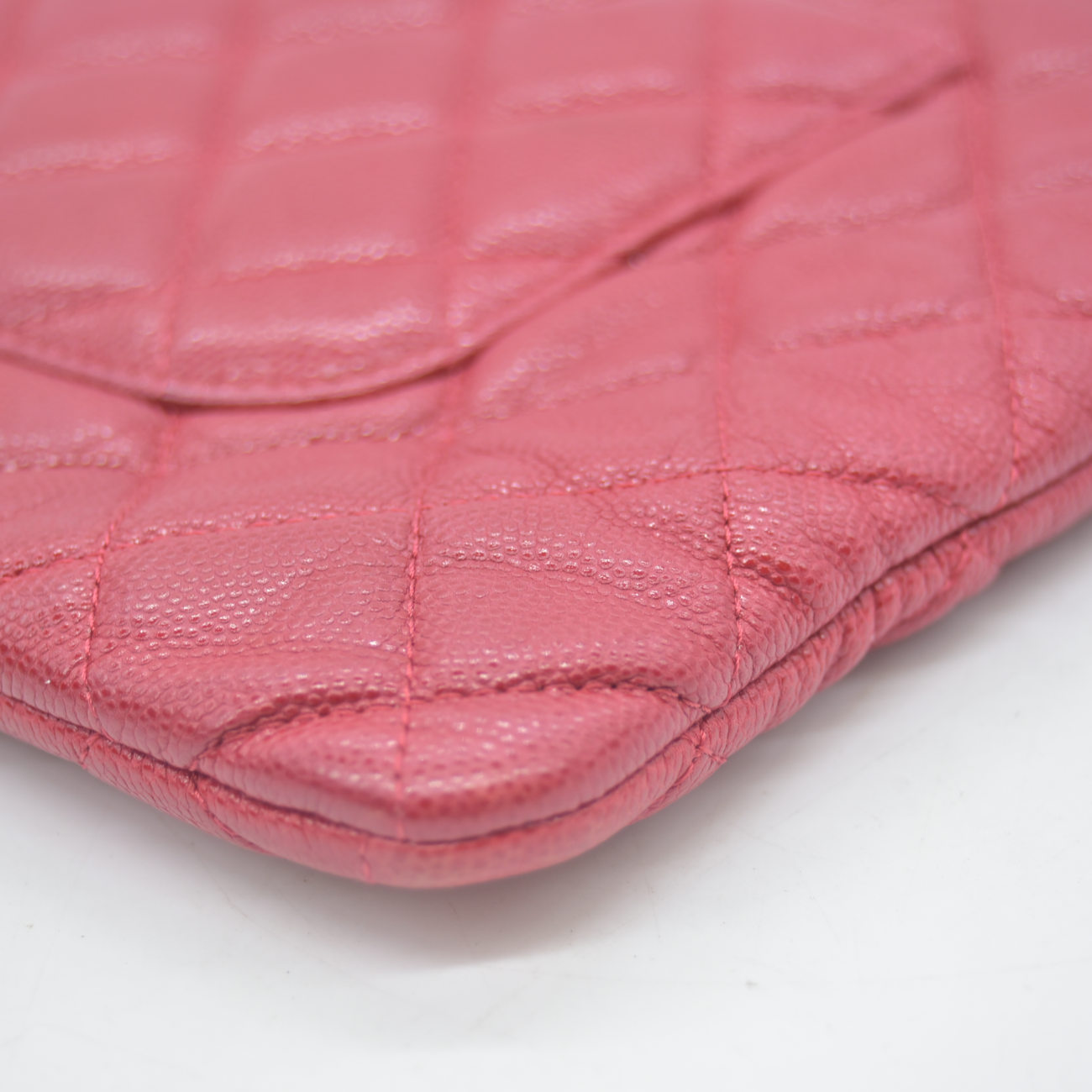 $1425 2019 Chanel Caviar Quilted Medium Cosmetic Case Red