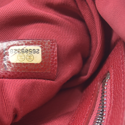 $1425 2019 Chanel Caviar Quilted Medium Cosmetic Case Red 10020303