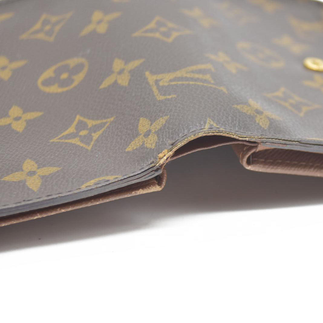 AUCTION $610 LOUIS VUITTON Monogram Alexandra Trifold Wallet SP0027