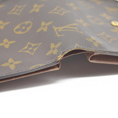 AUCTION $610 LOUIS VUITTON Monogram Alexandra Trifold Wallet SP0027