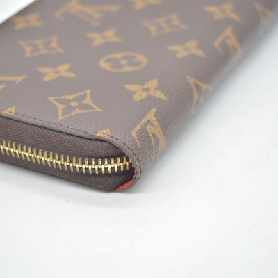 $960 RFID Louis Vuitton Monogram Zippy Wallet Coquelicot