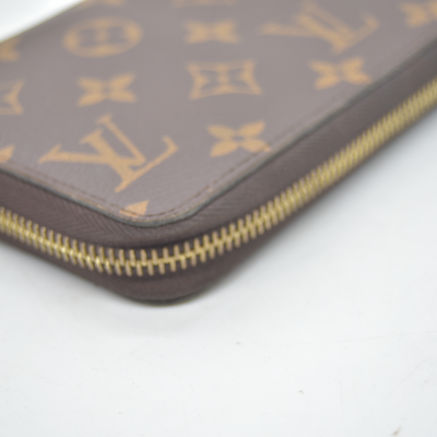 $960 RFID Louis Vuitton Monogram Zippy Wallet Coquelicot