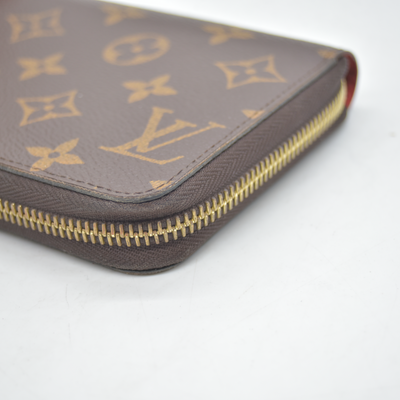 $960 RFID Louis Vuitton Monogram Zippy Wallet Coquelicot