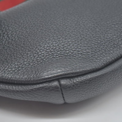 $1290 Gucci Grained Calfskin Small Logo Belt Bag Black