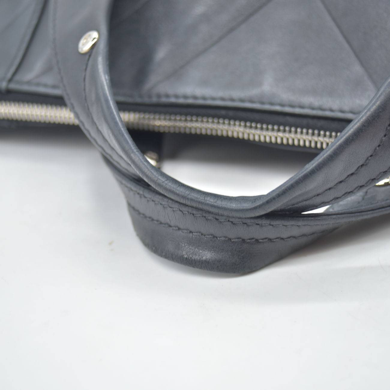 $3500 2006 Chanel Calfskin Chevron CC All Day Long Tote Black 10020302