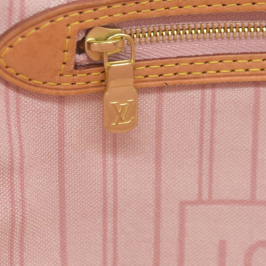 $2170 Louis Vuitton Damier Azur Neverfull SD2199