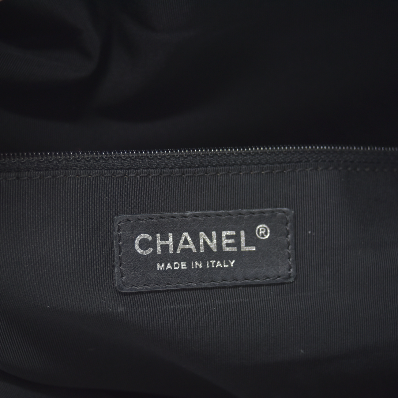 $3500 2006 Chanel Calfskin Chevron CC All Day Long Tote Black