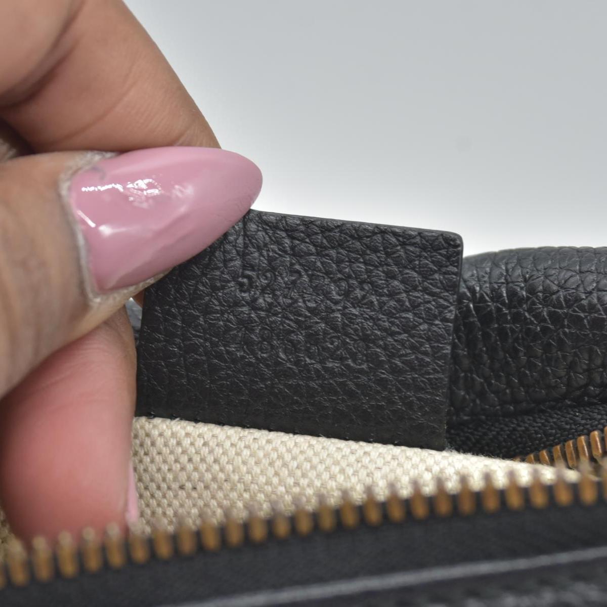 $1290 Gucci Grained Calfskin Small Logo Belt Bag Black